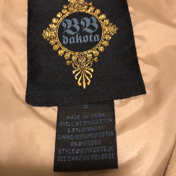 BB Dakota lightweight khaki coat - Picture 3 of 10